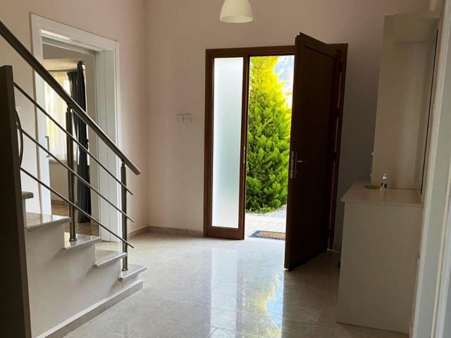 3 + 1 Villa with 3 shower toilets with a beautiful garden in Kyrenia -Ozankoy, only white goods and curtains. **  ** 