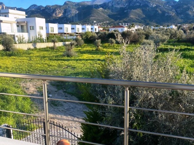 3 + 1 Villa with 3 shower toilets with a beautiful garden in Kyrenia -Ozankoy, only white goods and curtains. **  ** 