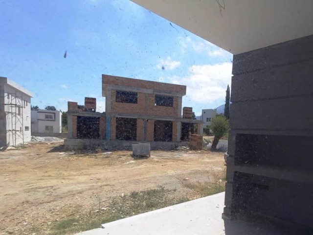 Garten Etage 2 + 1 Wohnung in der Endphase in Kyrenia-Chatalkoy ** 