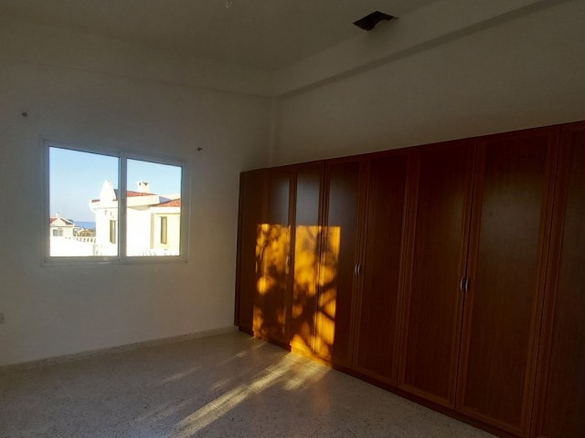 4+1 UNFURNISHED VILLA CLOSE TO OLD ENGLISH SCHOOL IN GIRNE-BELLAPAIS AREA