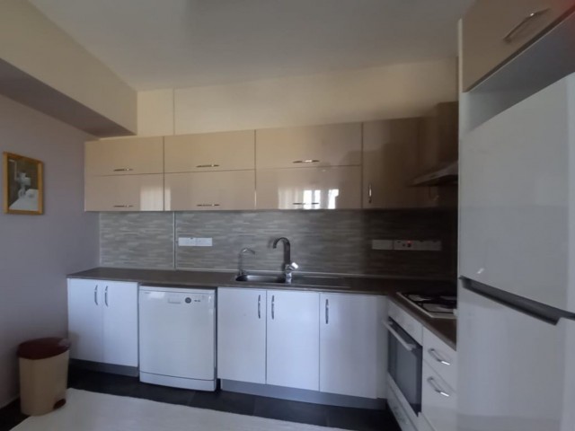 2+1 apartment with view in Kyrenia center Nusmarmarket area