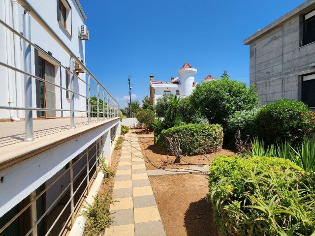 3 floored villa for sale only 2 minutes away from the beach!