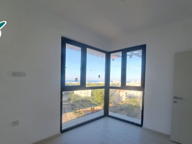 3+1 modern flat suitable for investment and living in the very center of Kyrenia.