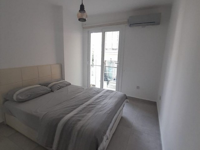 2+1 flat with Turkish title in the center of Kyrenia