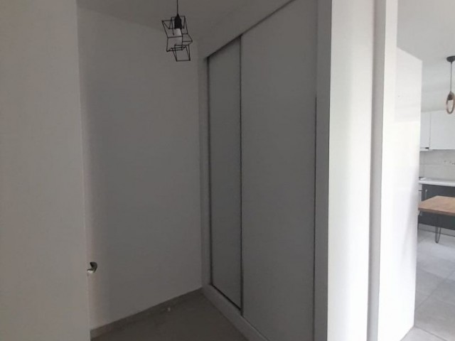 2+1 flat with Turkish title in the center of Kyrenia