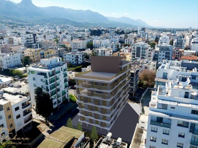 IM RICHTIGEN ZENTRUM VON KYRENIA!!! HOHE MIETSGARANTIE!!!! KOMPLETTES LUXUSGEBÄUDE ZU VERKAUFEN, bestehend aus 2+1 Wohnungen und Penthäusern.
