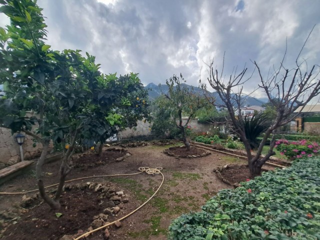 Wunderschöne Villa mit 4 Schlafzimmern und Meerblick auf der Bergseite von Çatalkoy, Elite-Gebiet von Kyrenia