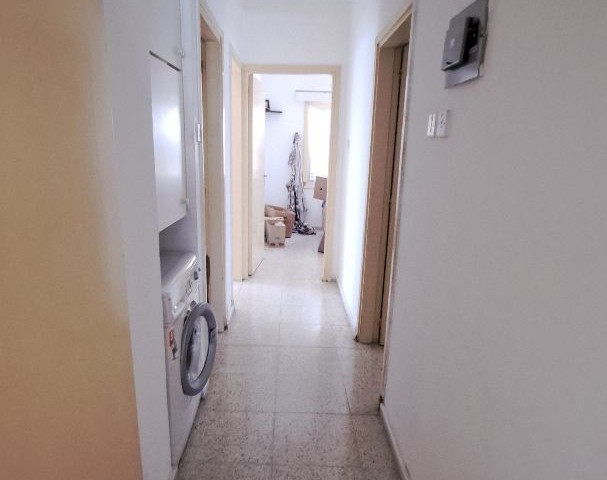 3+1 garden floor spacious flat in Nusmar market area in Kyrenia center