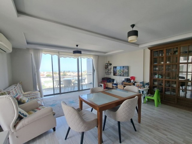 2-bedroom flat with panoramic view, heating system, furnished, Turkish title deed, terrace in the center of Kyrenia