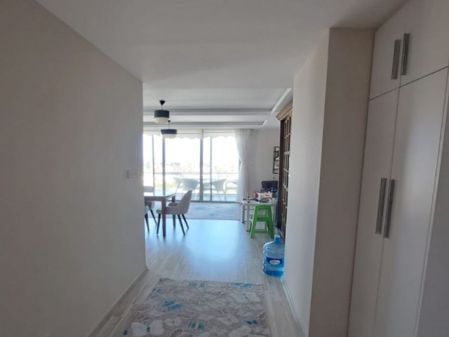 2-bedroom flat with panoramic view, heating system, furnished, Turkish title deed, terrace in the center of Kyrenia