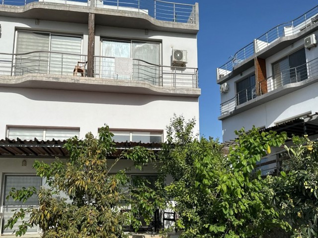 Fully furnished town house suitable for investment and living in the popular area of Kyrenia Çatalköy. Unmissable opportunity!!!!