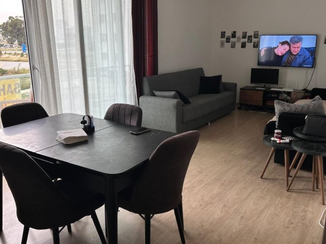 Unsere komplett möblierte 2+1 Wohnung in zentraler Lage in Famagusta / Çanakkale !!!! DRINGENDER VERKAUF!!!!