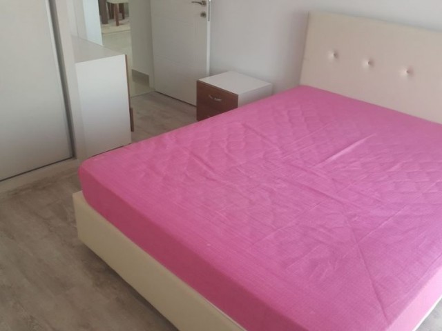 GİRNE KARAOĞLANOĞLUNDA HAVUZLU SİTEDE SATILIK 3+1 LUX DAİRE