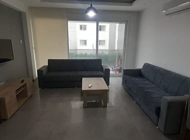 Mağusa Sakarya bölgesinde eşyalı 2+1 lüks daire