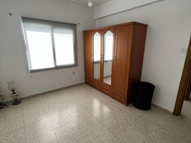 FULLY FURNISHED 3+1 APARTMENT FOR RENT IN THE CENTER OF GIRNE 