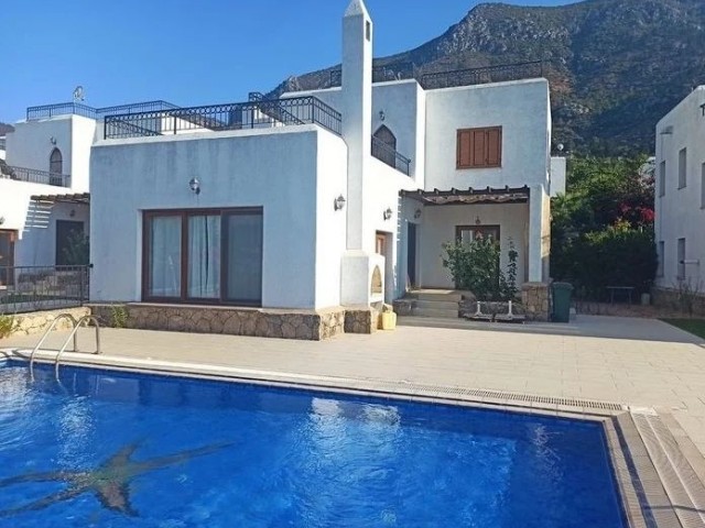 3+1 VILLA MIT FREISTEHENDEM POOL ZUM VERKAUF IN DER REGION KYRENIA KARMI