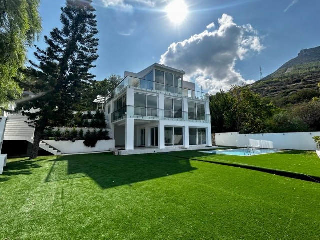 Luxury Villa for Sale in a Magnificent Location in Kyrenia, Cyprus