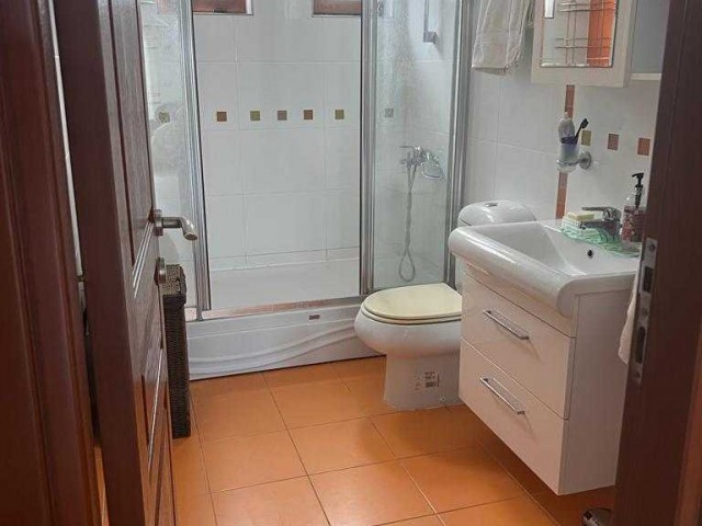 Girne karmide satılık 3+1 havuzlu villa 