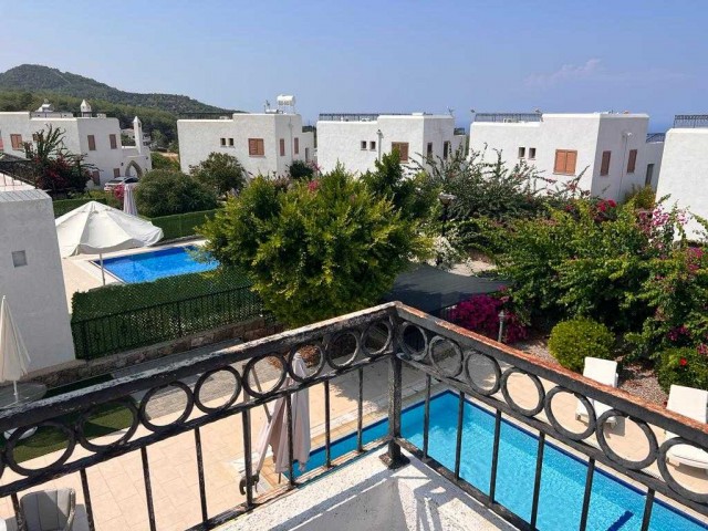 3+1 villa with pool for sale in Kyrenia Karmi