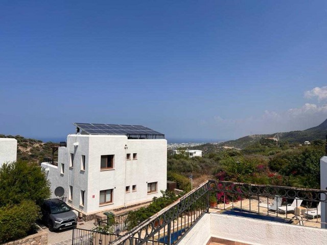 3+1 villa with pool for sale in Kyrenia Karmi