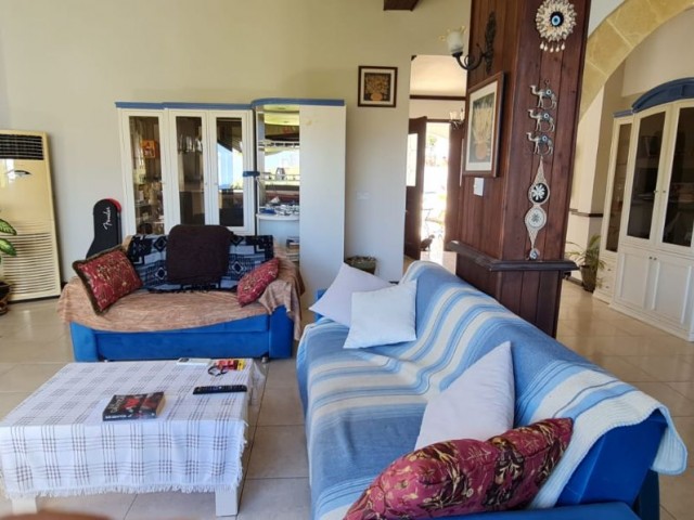 3+1 FULLY FURNISHED BUNGALOW WITH POOL FOR RENT IN GIRNE EDREMIT