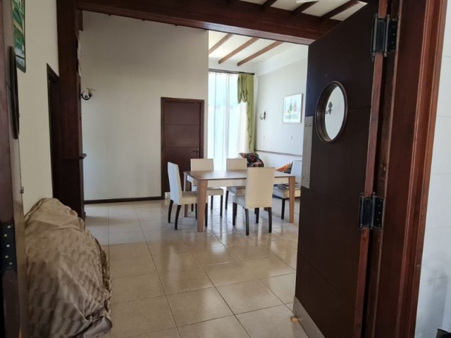 GİRNE EDREMITTE KIRALIK 3+1 FULL ESYALİ,HAVUZLU BUNGALOW