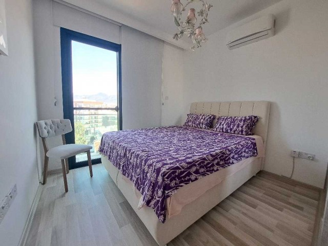 Girne merkezde satılık  2+1 lux eşyalı satılık penthouse 