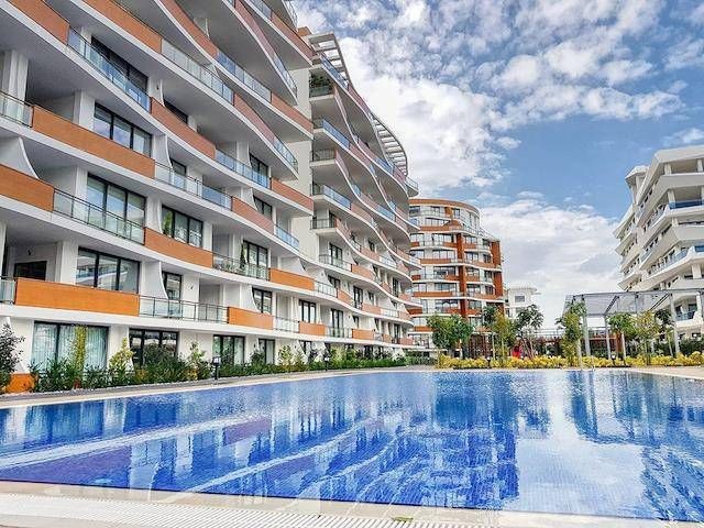 3+1 GERÄUMIGE WOHNUNG ZU VERMIETEN IN GIRNE AKACAN ELEGANCE MIT STADT- UND MEERBLICK