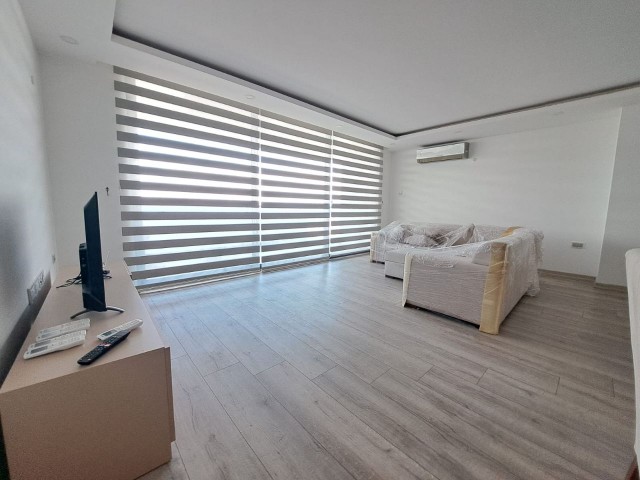 3+1 GERÄUMIGE WOHNUNG ZU VERMIETEN IN GIRNE AKACAN ELEGANCE MIT STADT- UND MEERBLICK