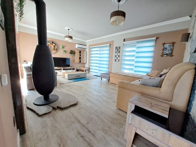 3+1 VILLA MIT POOL ZU VERKAUFEN IN GIRNE ÇATALKÖY