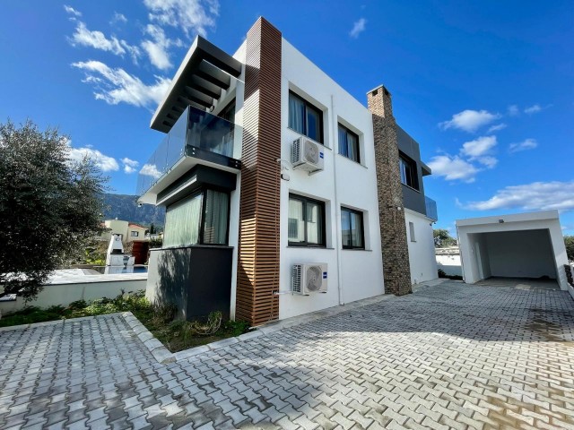 4+1 VILLA MIT PRIVATEM POOL ZU VERKAUFEN IN GIRNE KARAOGLANOGLU, IN DER NÄHE DER HAUPTSTRAßE UND DER RINGSTRAßE