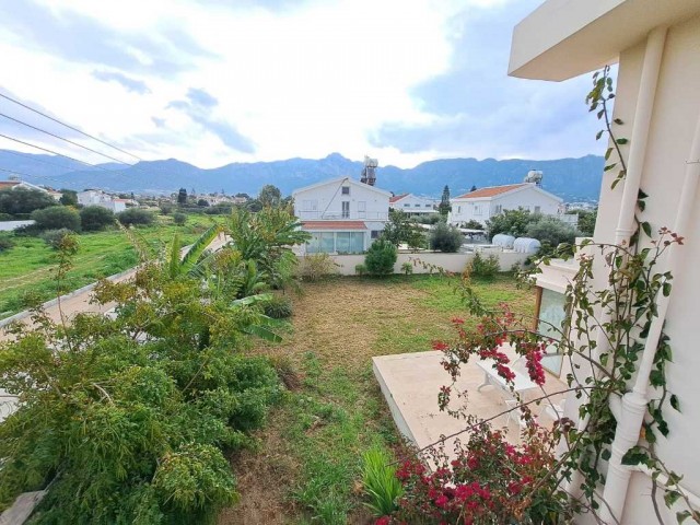 4+1 180m2 Villa zu vermieten in Karaoğlanoğlu, Kyrenia