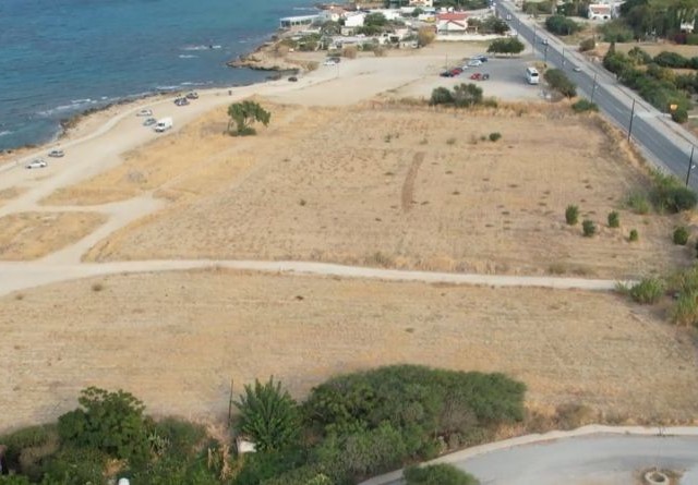 4 acres of agricultural land by the sea in Lapta