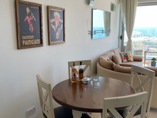 ESENTEPE BAHÇELİDE PALM BAY VIEW SİTESİNDE SATILIK 2+1 PENTHOUSE DAİRE