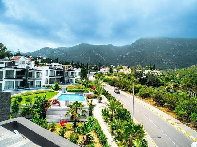 Semi Detached To Rent in Bellapais, Kyrenia