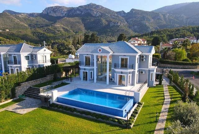 3 Bedroom Luxury Villa bellapais