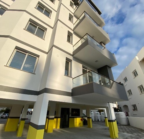 آپارتمان نو مبله آماده روبروی Girne Park AVM برای فروش فوری توسط مالک