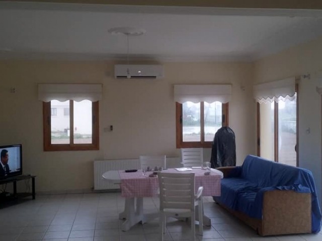 3+1 bedroom villa for sale in İSKELE ÖTÜKEN