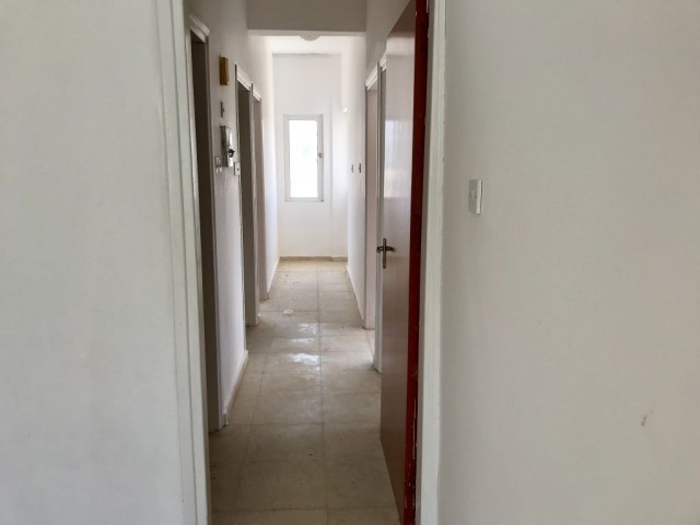 Flat To Rent in Bahçeler, Iskele