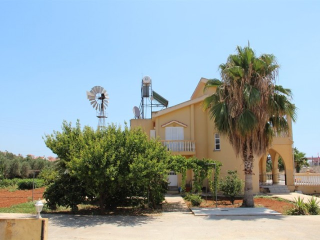 Villa For Sale in Bahçeler, Iskele