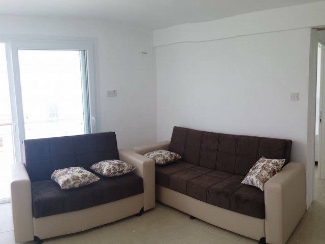 Flat To Rent in Karaoğlanoğlu, Kyrenia