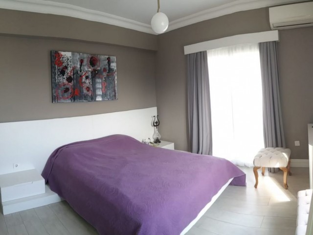 Flat For Sale in Girne Merkez, Kyrenia