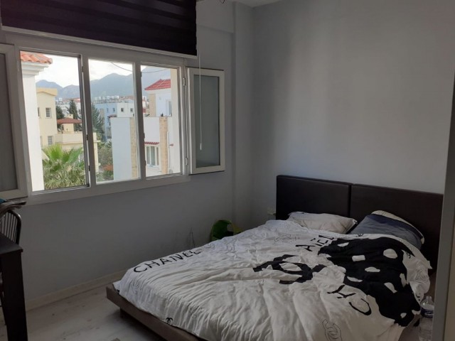 Girne merkez'de dört tarafı balkonlarla çevrili satılık 3+1 penthouse / binada tek penthouse !