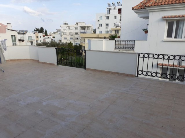 Penthouse For Sale in Girne Merkez, Kyrenia