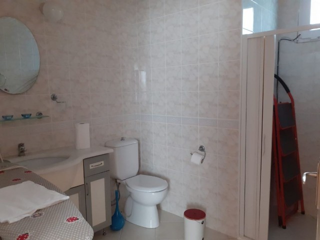 It is centrally located in Kyrenia central, very close to the main street and all shopping malls - 4+1 / 260 penthouse for sale with an area of m2 ** 