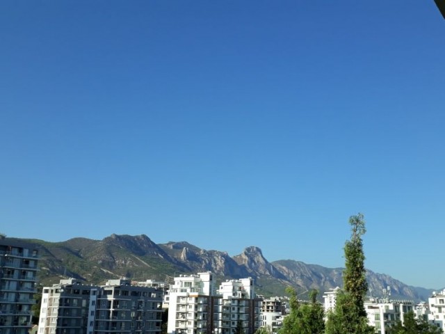 Eben Kaufen in Girne Merkez, Kyrenia