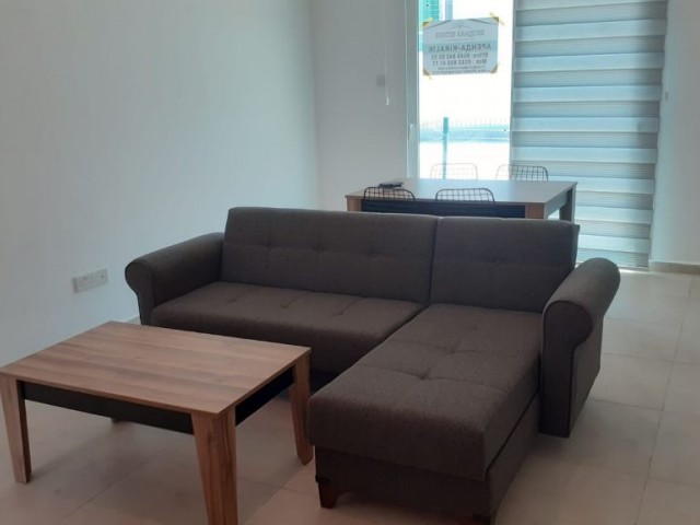 Flat To Rent in Karaoğlanoğlu, Kyrenia