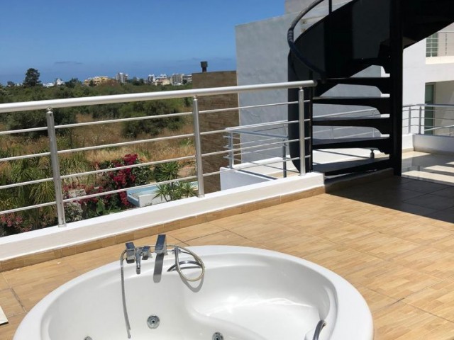 Penthouse For Sale in Doğanköy, Kyrenia