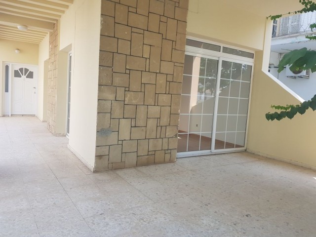 Semi-detached house for sale in Magosa da 3+1 ** 