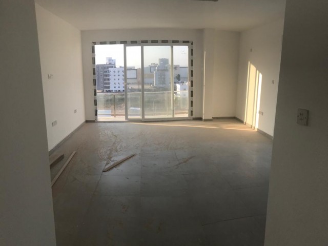 Mağusa Citymall bölgesinde 3+1 penthouse